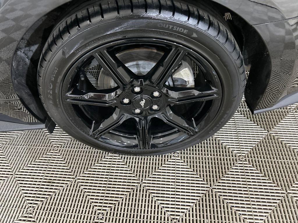 Used 2020 Ford Mustang Coupe w/ Black Accent Package image 10