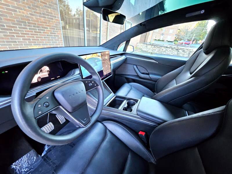 Used 2023 Tesla Model X Plaid image 30