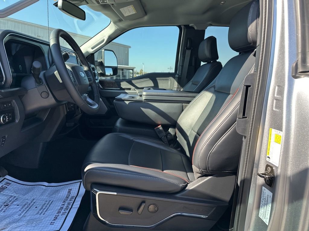 Used 2024 Ford F250 Lariat w/ Sport Appearance Package image 14