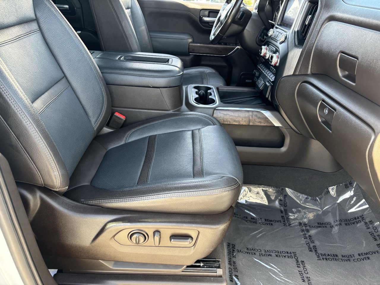 Used 2020 GMC Sierra 1500 Denali w/ Denali Ultimate Package AWD/4WD image 9