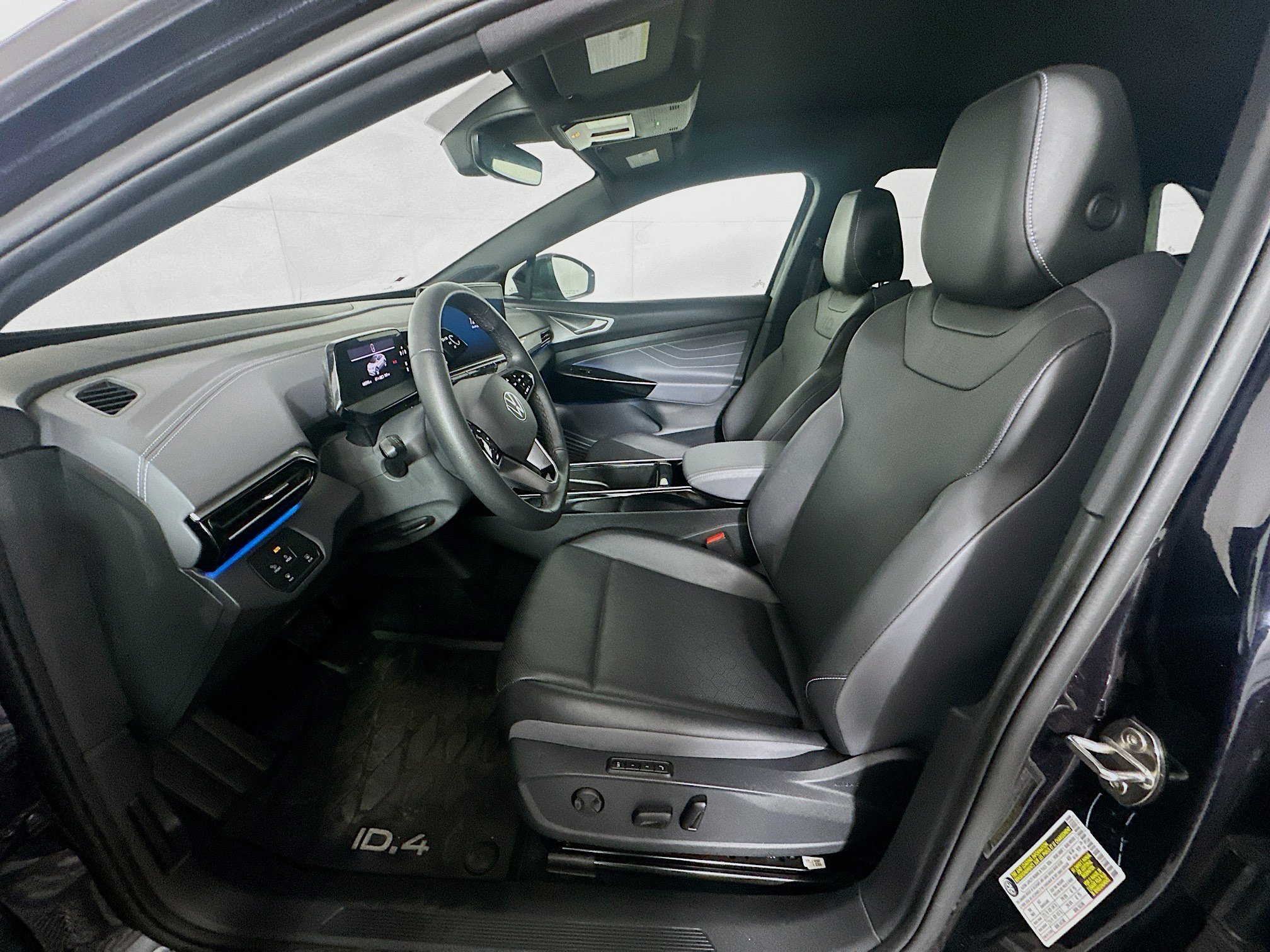 Used 2023 Volkswagen ID.4 Pro S RWD image 13