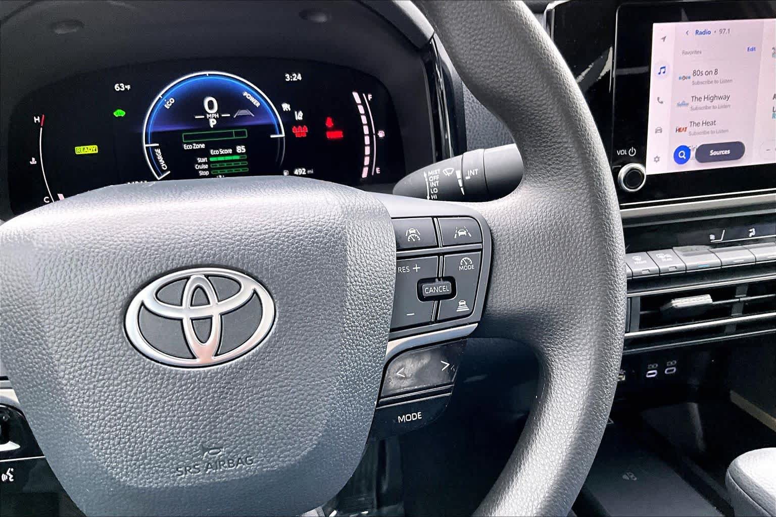 Used 2026 Toyota Camry LE FWD image 24