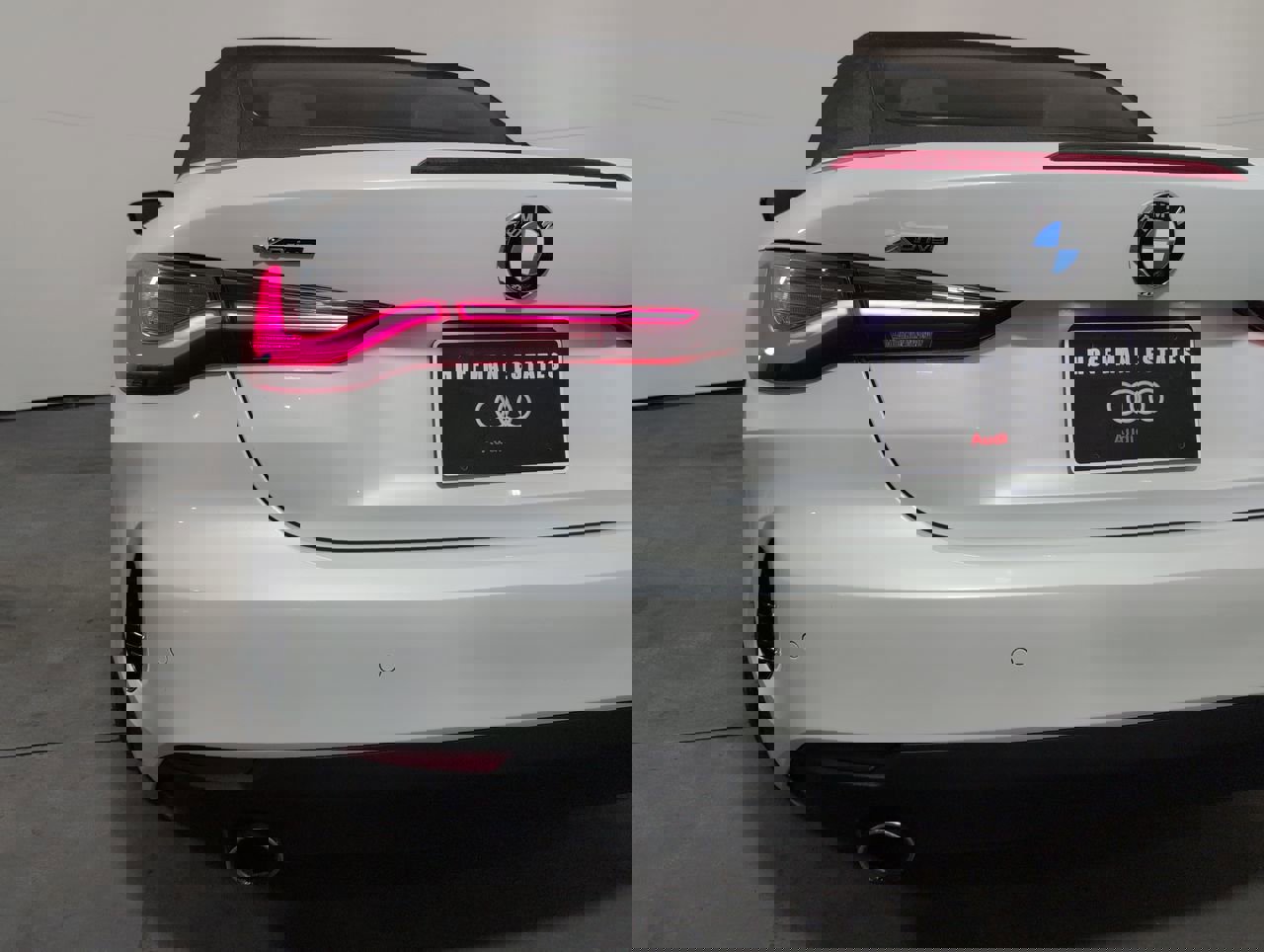 Used 2022 BMW 430i xDrive Convertible w/ Premium Package image 24