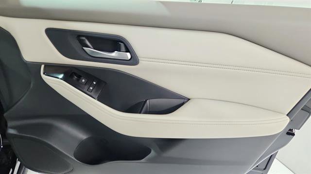 New 2026 Nissan Rogue SV w/ SV Premium Package image 27