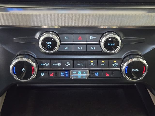 New 2027 Ford F450 Platinum w/ Platinum Plus Package AWD/4WD image 15