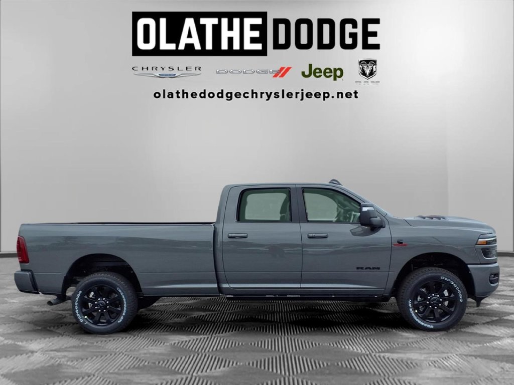New 2027 RAM 3500 Laramie AWD/4WD image 29