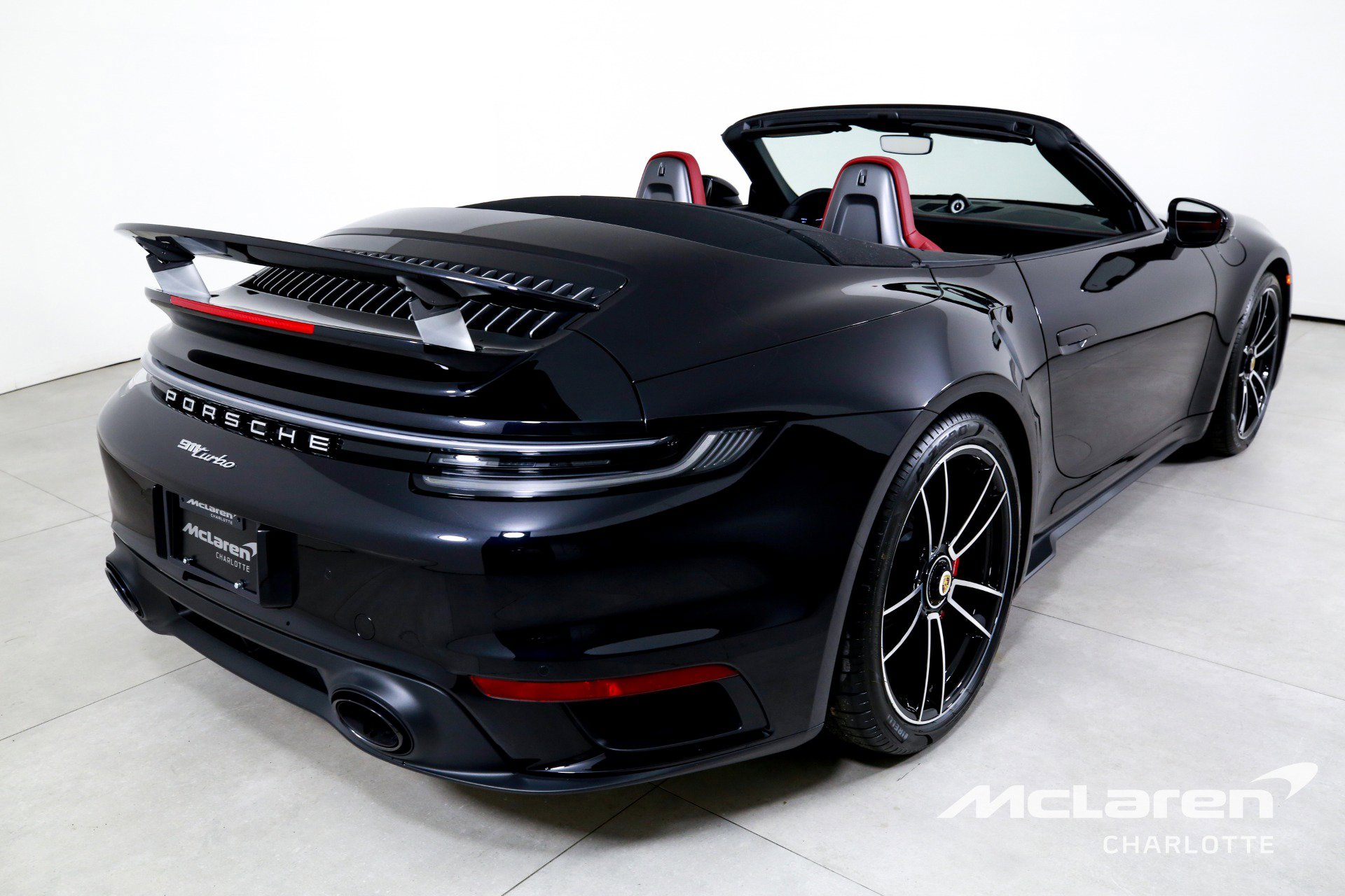 Used 2024 Porsche 911 Turbo image 9