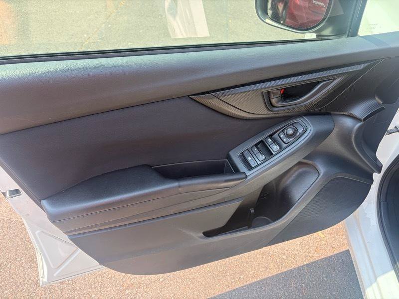 Used 2017 Subaru Impreza 2.0i AWD/4WD image 11