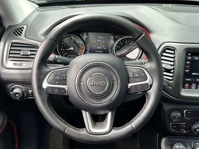 Used 2020 Jeep Compass Trailhawk AWD/4WD image 15