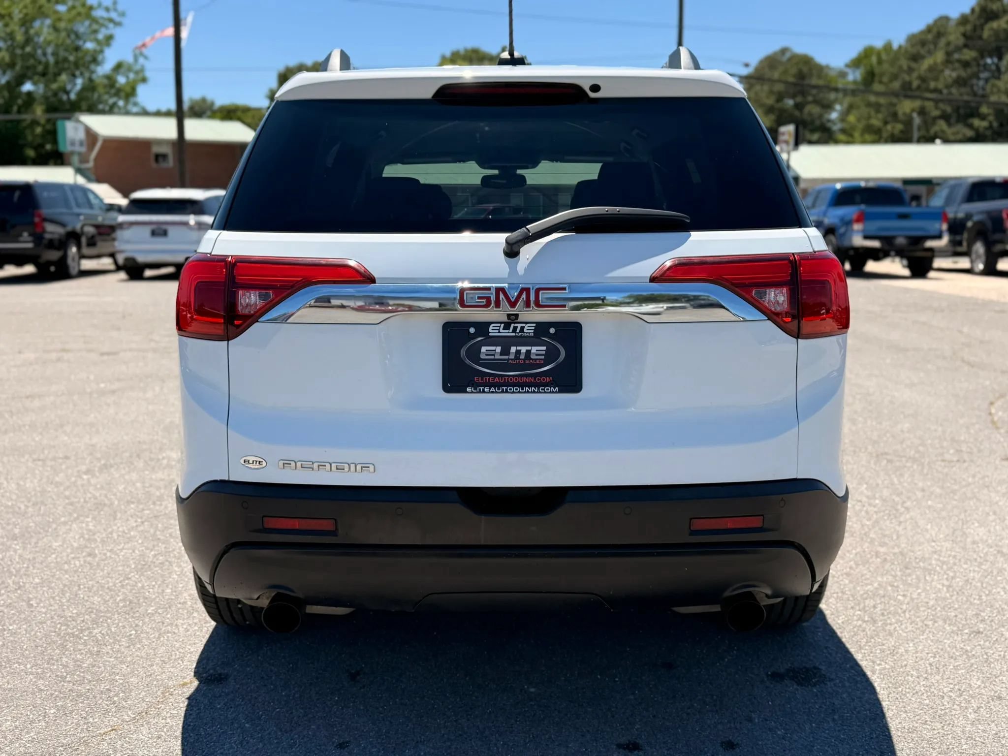 Used 2019 GMC Acadia SLT FWD image 8