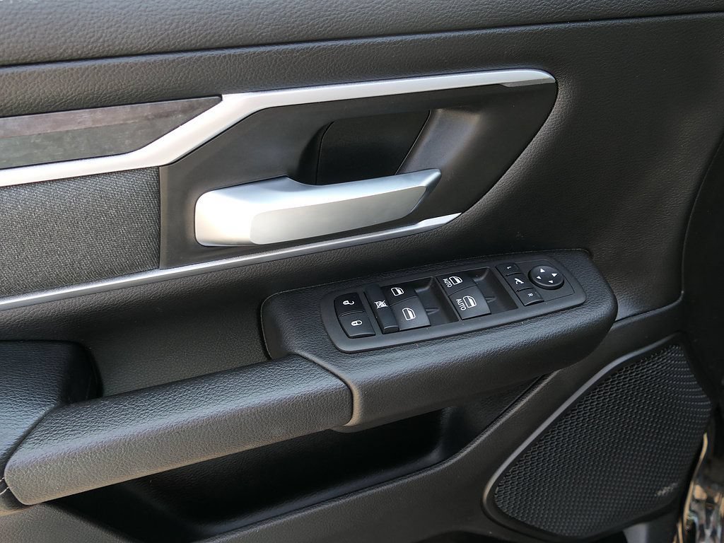 Used 2022 RAM 1500 Big Horn RWD image 16