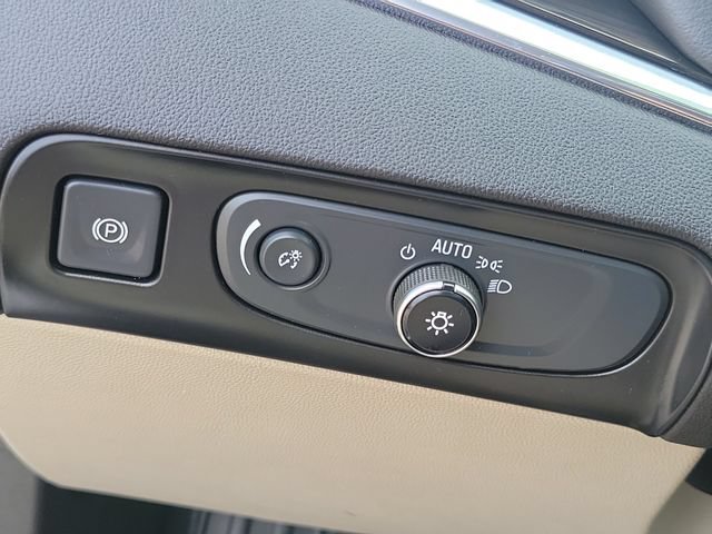 Used 2019 Buick Enclave Essence w/ Trailering Package, 5000 lbs. AWD/4WD image 11