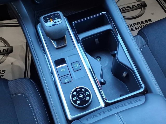 Used 2024 Nissan Pathfinder SV AWD/4WD image 21