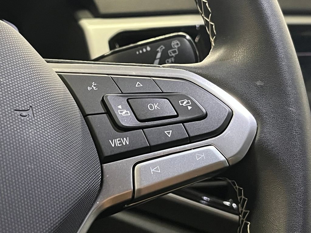 Used 2023 Volkswagen Atlas Cross Sport SE w/ Panoramic Sunroof Package AWD/4WD image 28