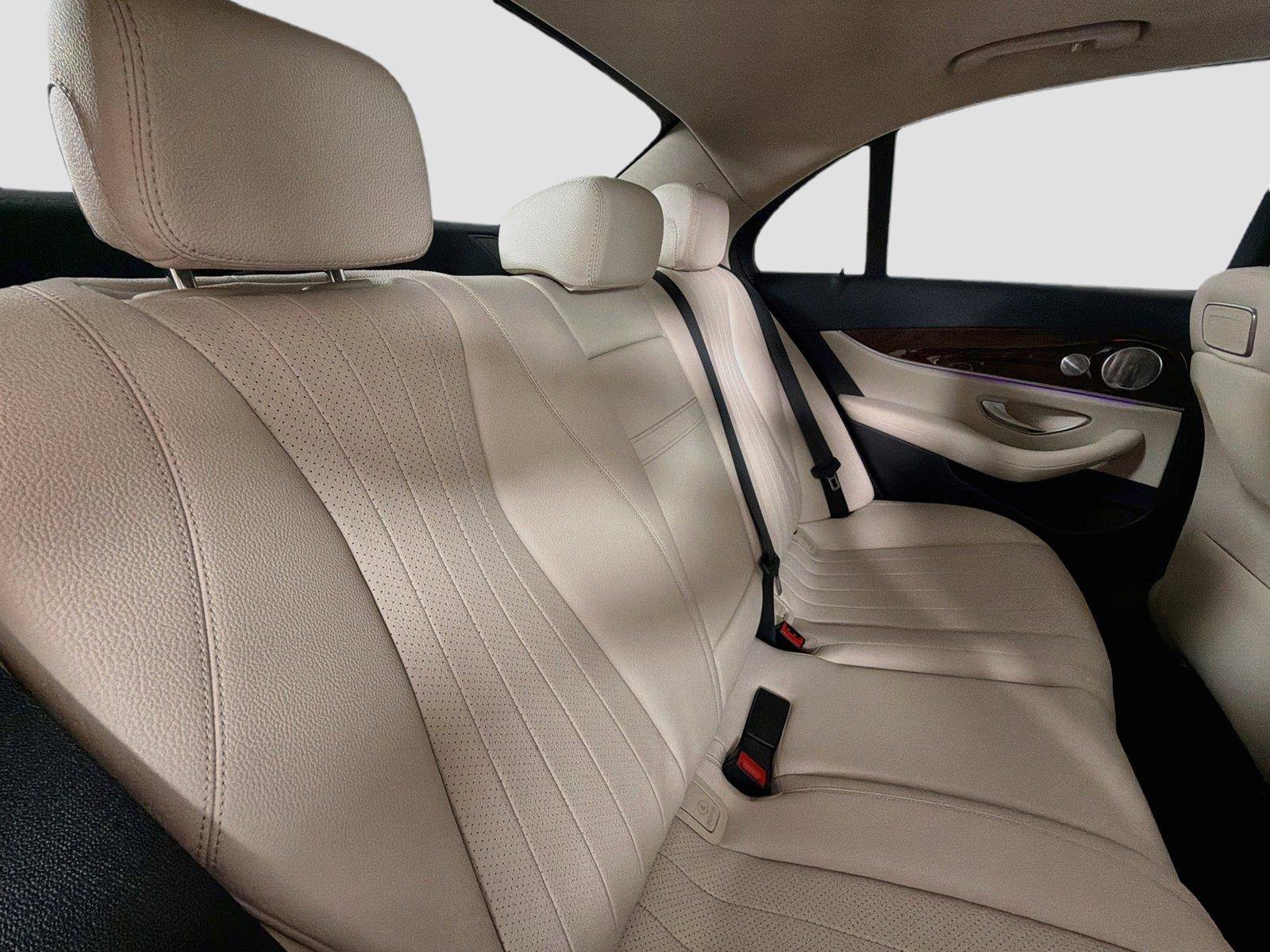 Used 2018 Mercedes-Benz E 300 image 26