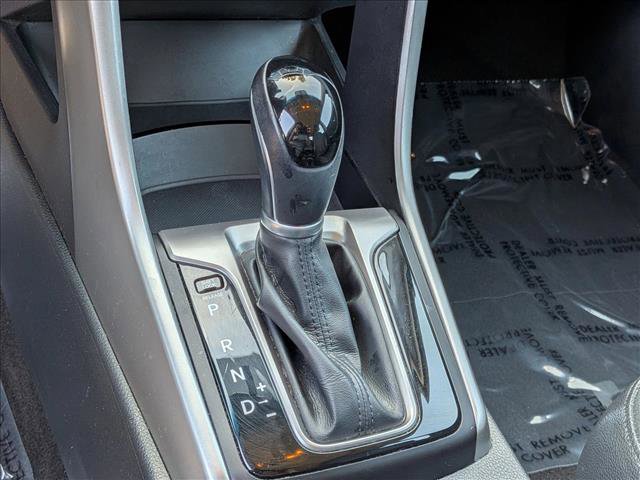 Used 2017 Hyundai Elantra GT w/ Tech Package 03 FWD image 13