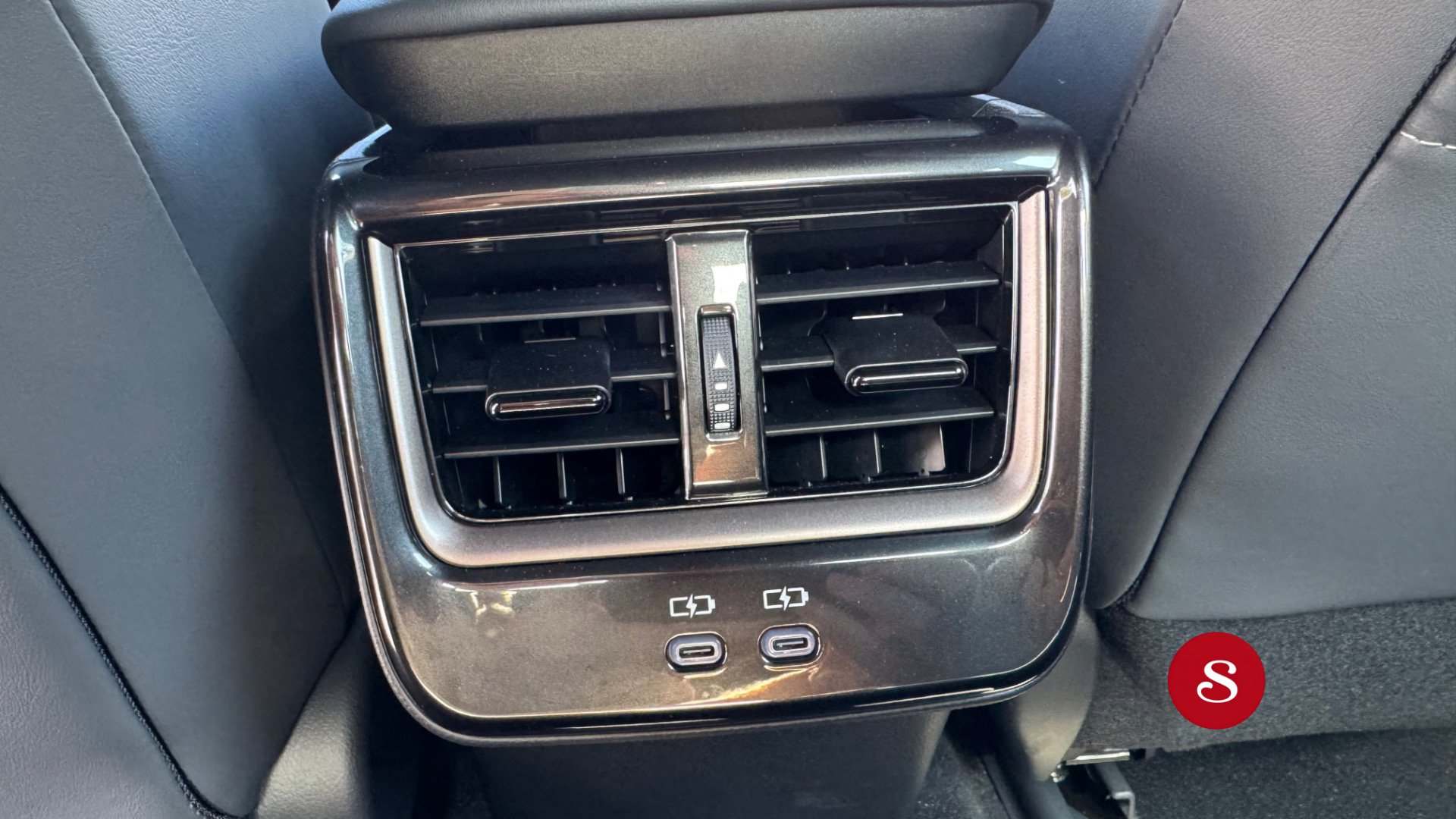 Used 2024 Toyota Crown Platinum image 17