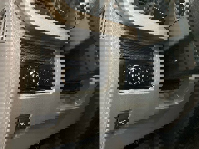 Certified 2023 Ford F350 XL w/ Snow Plow/Camper Package image 30