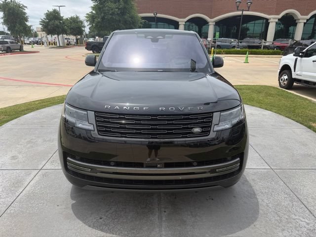 Used 2023 Land Rover Range Rover Long Wheelbase SE AWD/4WD image 2