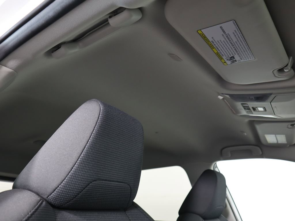 Used 2023 Toyota RAV4 LE image 18