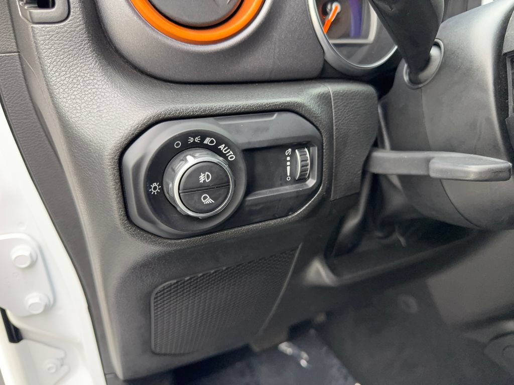 Used 2023 Jeep Gladiator Mojave w/ LED Lighting Group AWD/4WD image 56