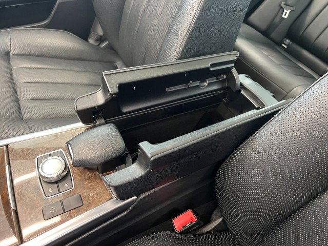 Used 2014 Mercedes-Benz E 350 4MATIC Sedan image 29