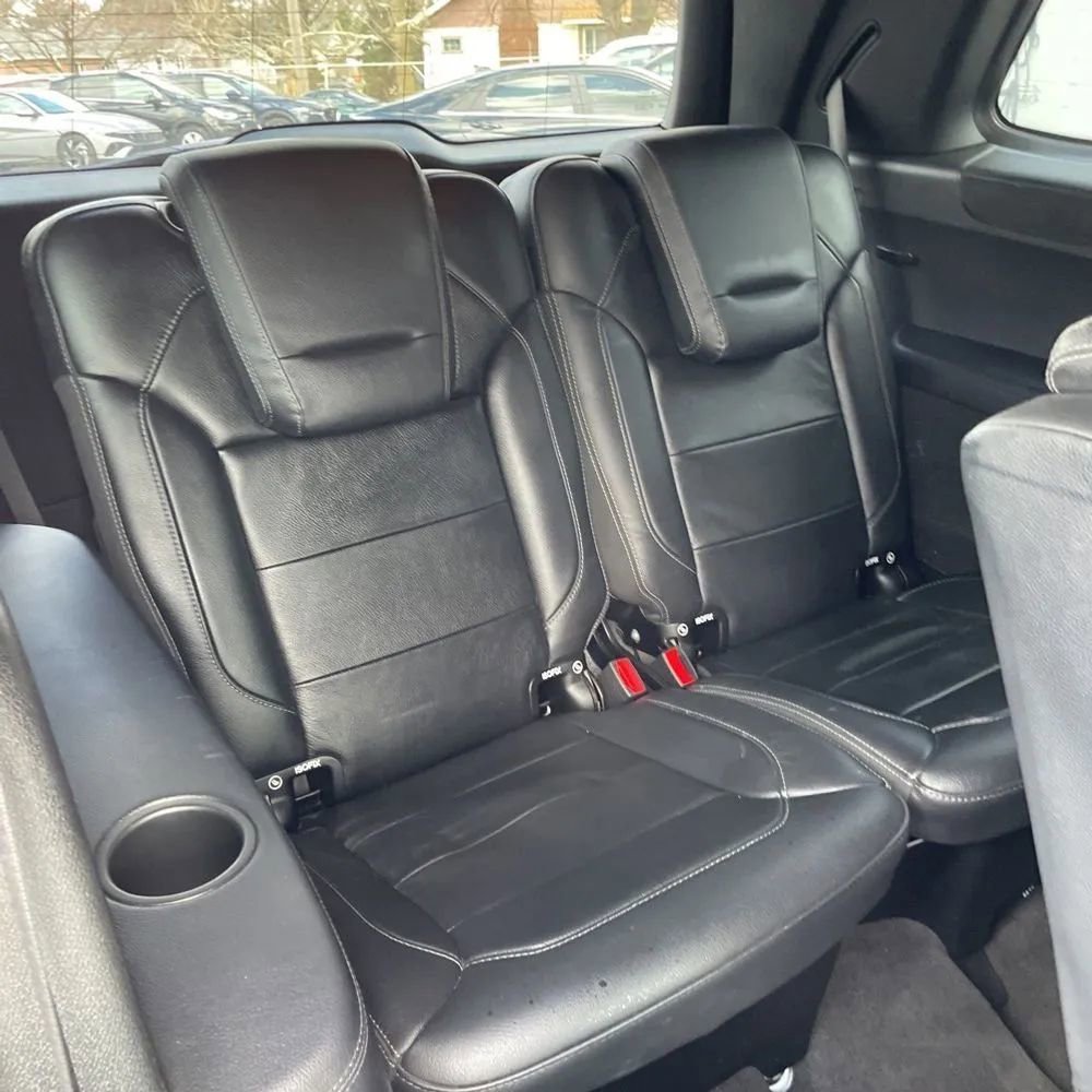 Used 2017 Mercedes-Benz GLS 550 4MATIC image 27