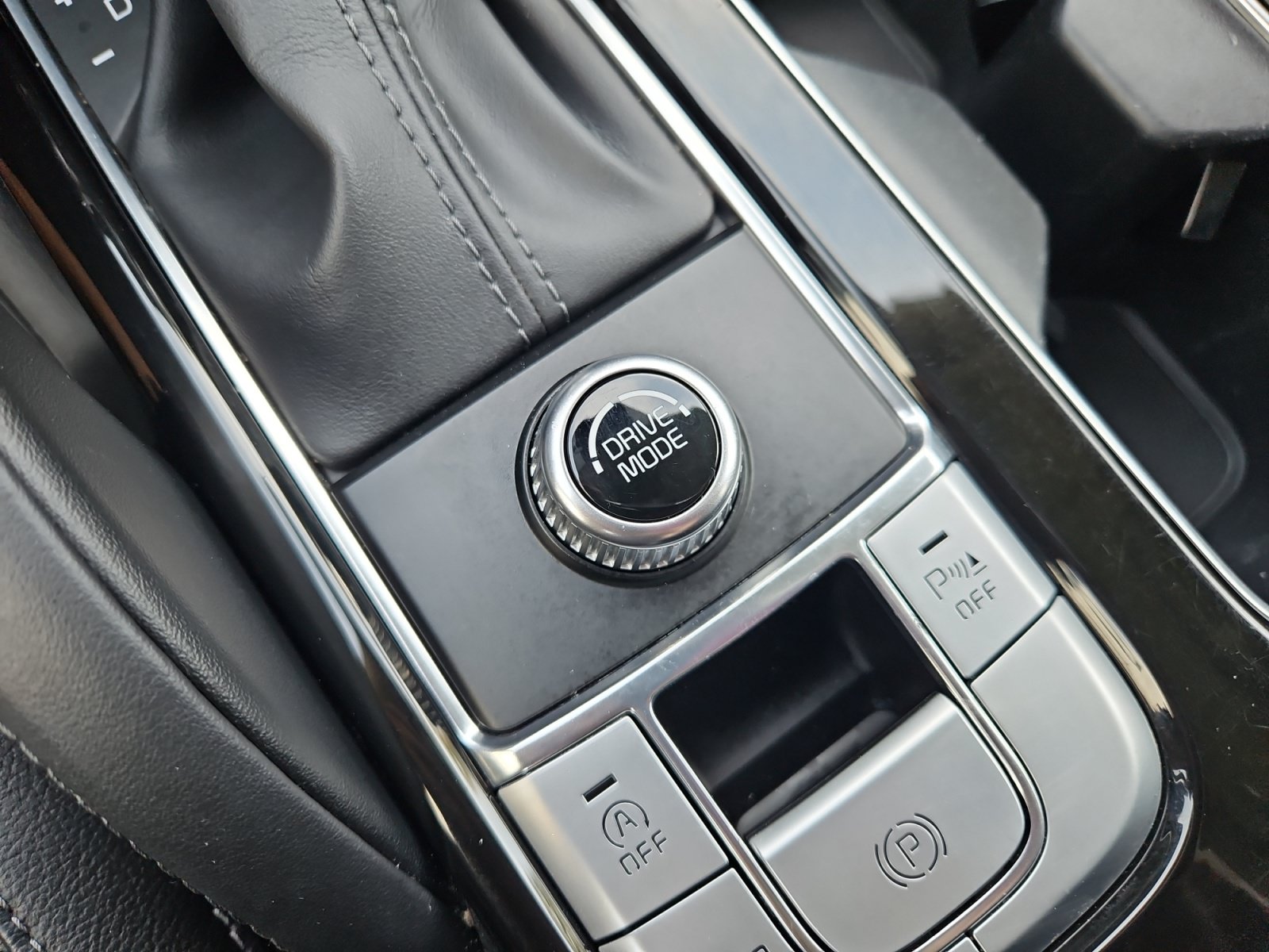 Used 2020 Kia Telluride EX w/ EX Premium Package FWD image 25