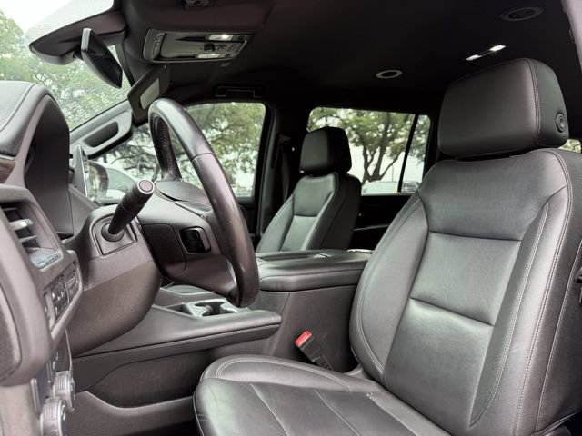 Used 2022 Chevrolet Suburban LT RWD image 7