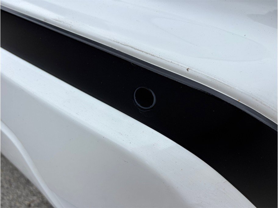 Used 2021 Nissan Kicks S FWD image 14