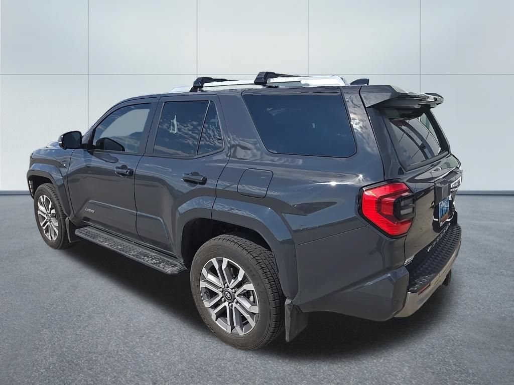 Used 2025 Toyota 4Runner Limited AWD/4WD image 3