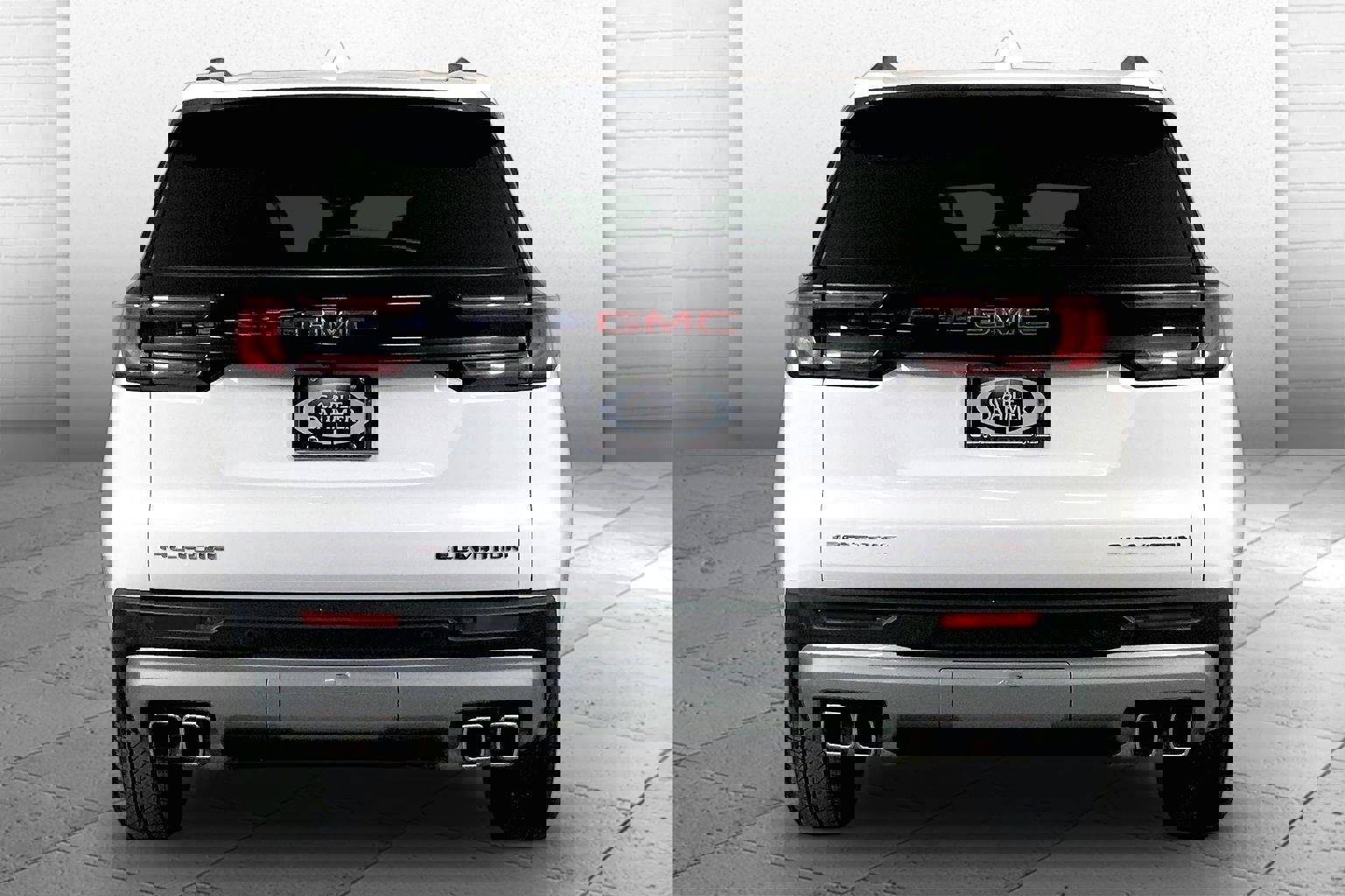 Used 2025 GMC Acadia Elevation image 3