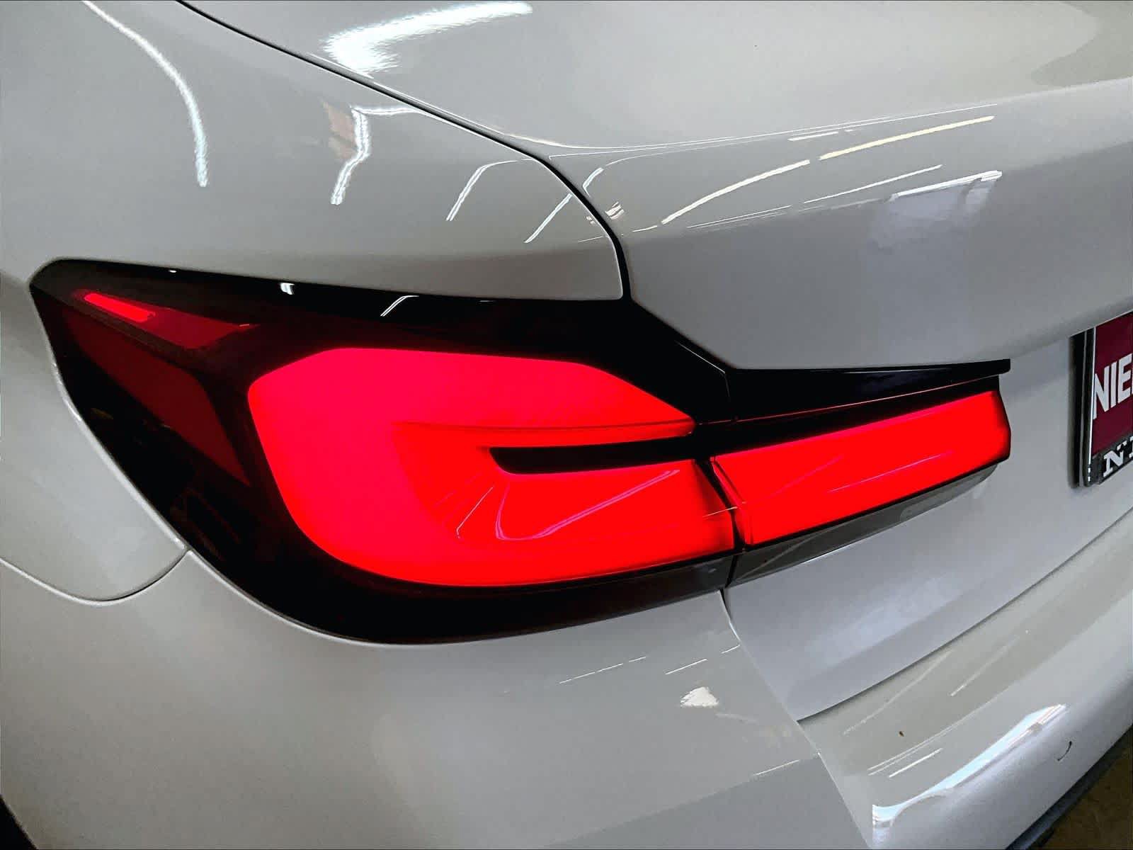 Used 2023 BMW 540i w/ M Sport Package RWD image 32