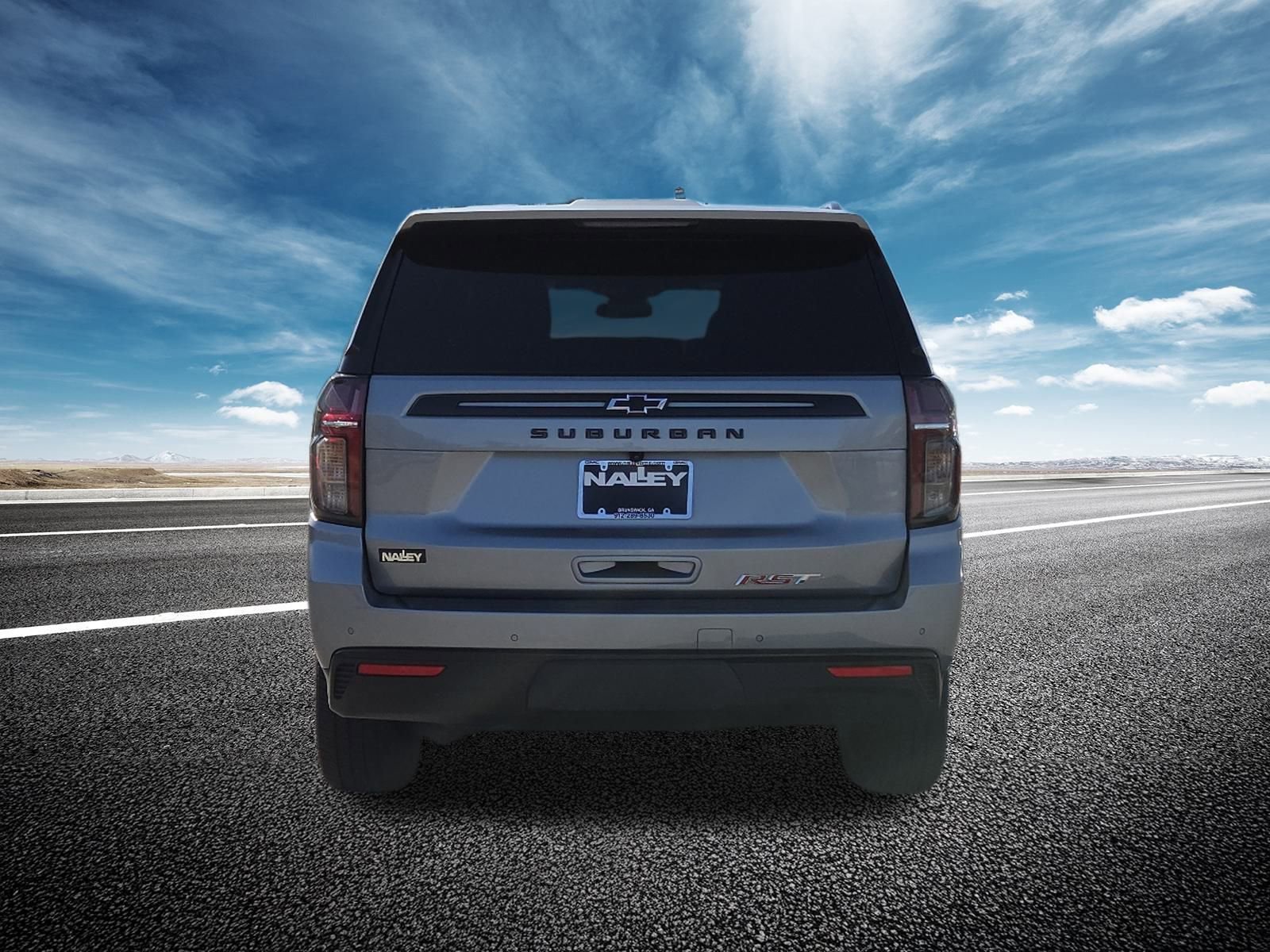 Used 2024 Chevrolet Suburban RST w/ Luxury Package image 17