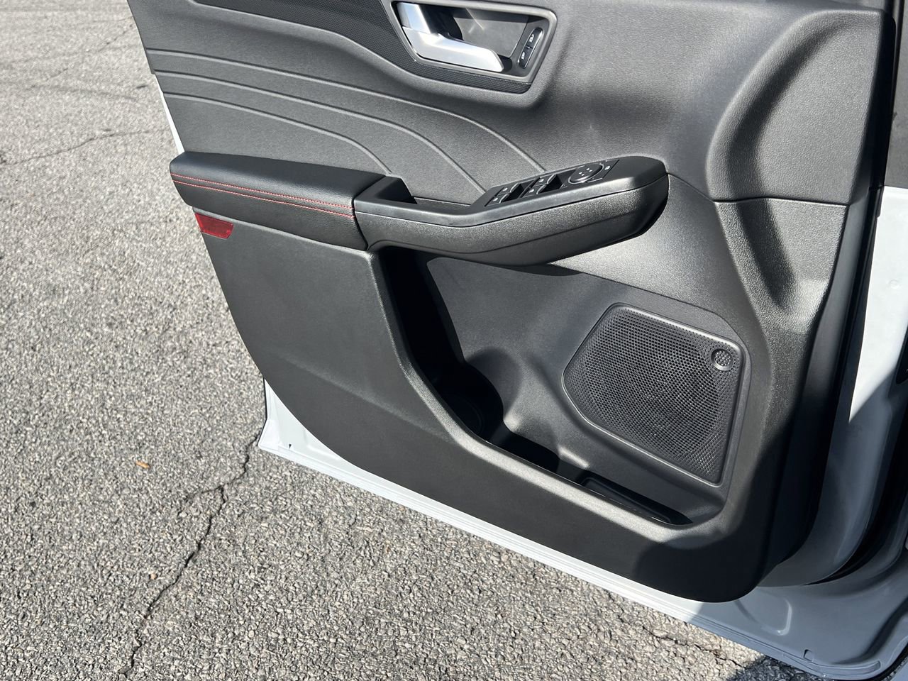 New 2026 Ford Escape ST-Line w/ Tech Pack #1 image 16