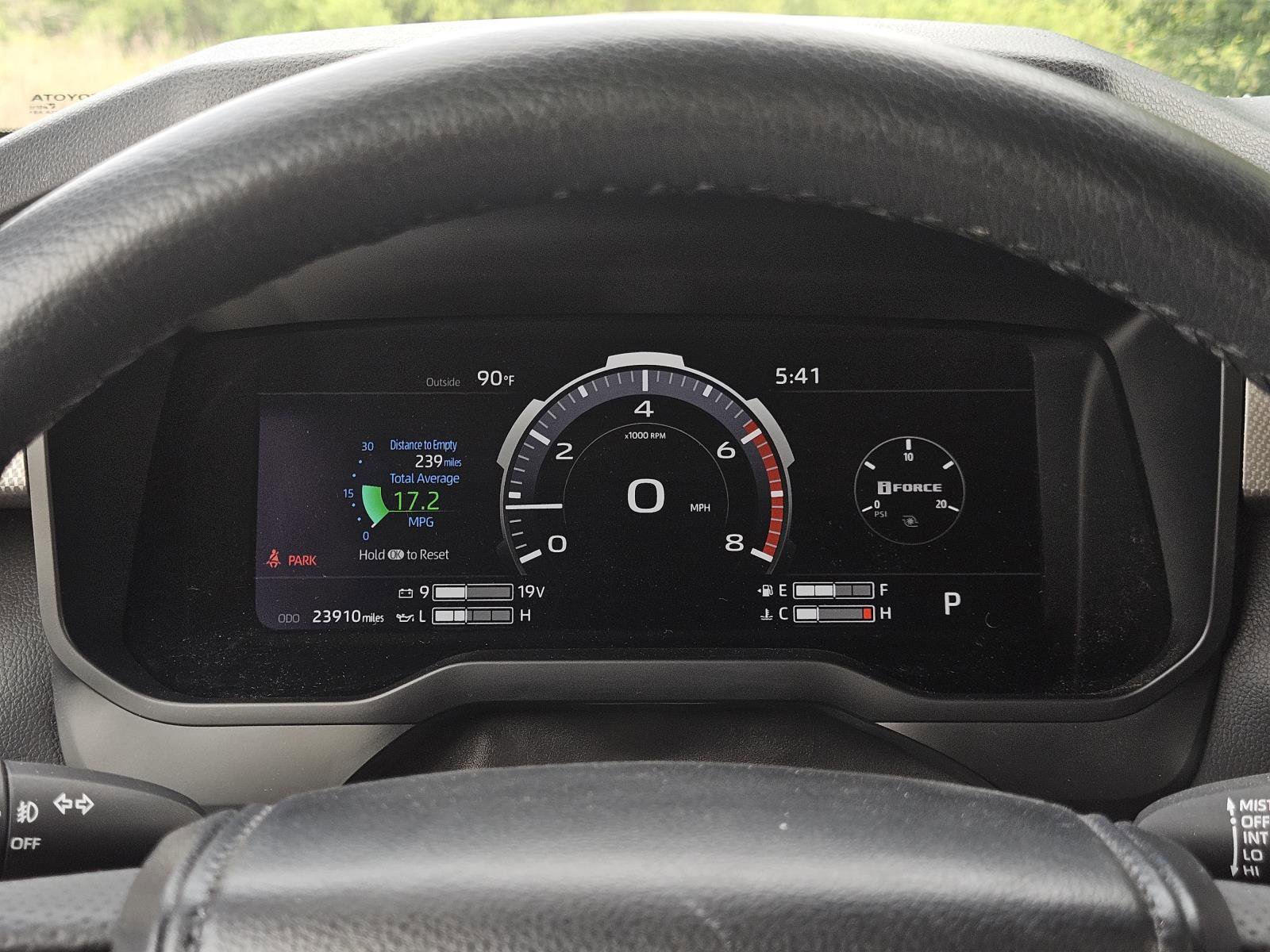 Used 2025 Toyota Tundra Limited w/ TRD Off-Road Package AWD/4WD image 18