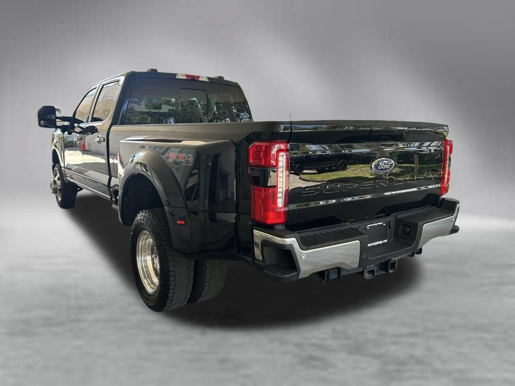 Used 2025 Ford F350 Lariat w/ Lariat Ultimate Package AWD/4WD image 4