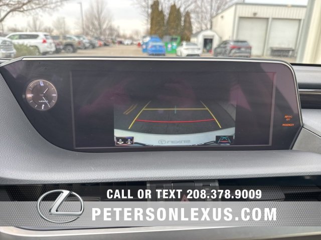 Used 2019 Lexus ES 300h image 17