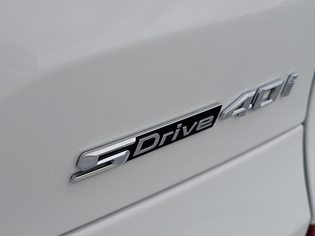 Used 2024 BMW X5 sDrive40i w/ M Sport Package RWD image 8