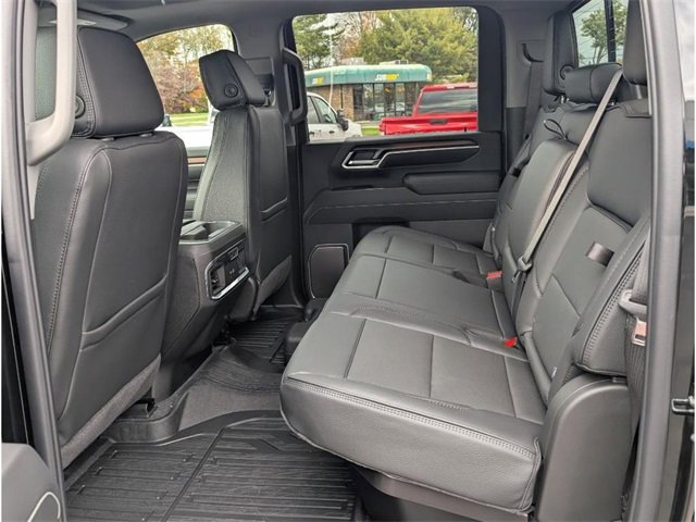 New 2026 GMC Sierra 3500 Denali w/ Denali Reserve Package image 10