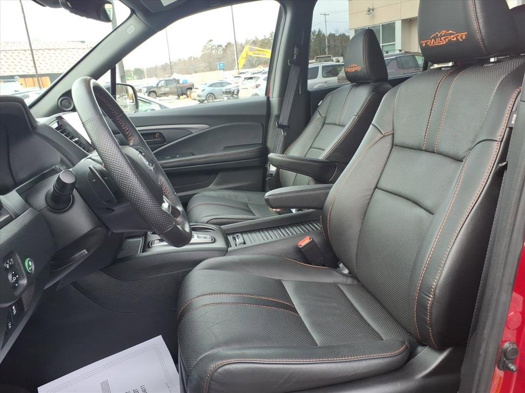 Used 2023 Honda Passport TrailSport image 13