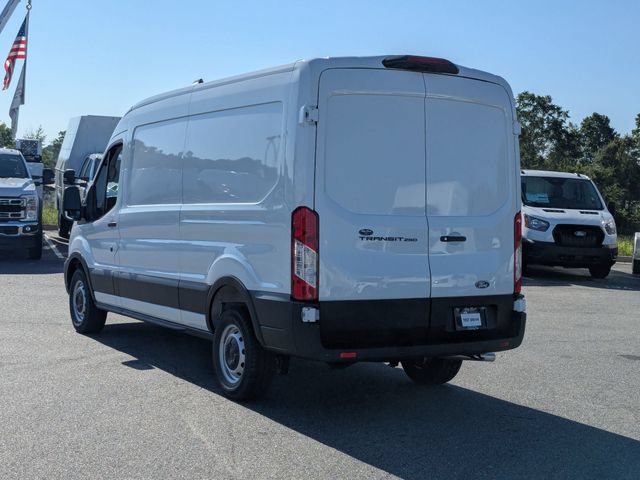 New 2026 Ford Transit 250 148 Medium Roof w/ Load Area Protection Package RWD image 5