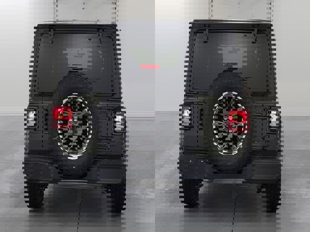 Used 2021 Jeep Wrangler Unlimited Sport image 7