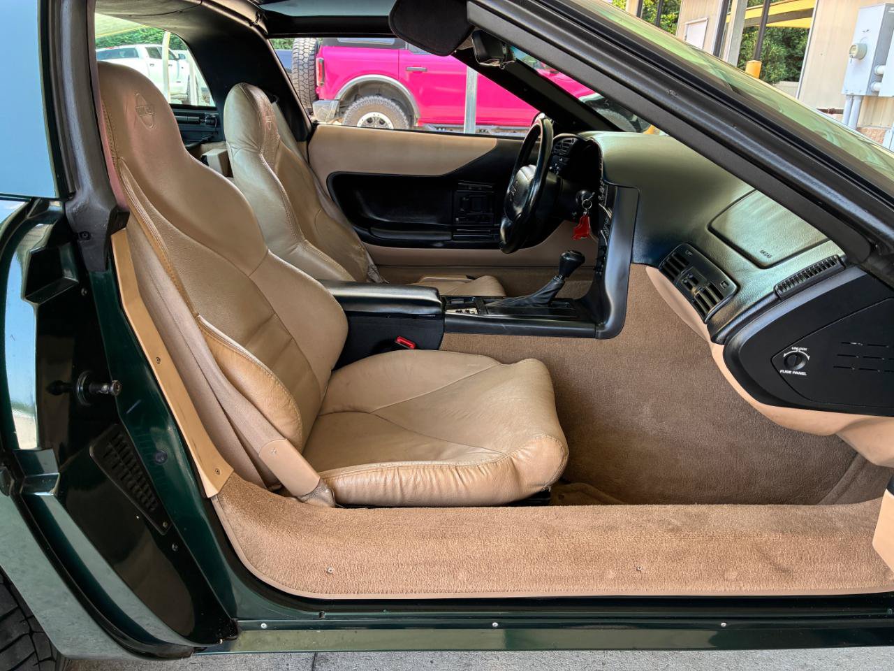 Used 1995 Chevrolet Corvette Coupe RWD image 13