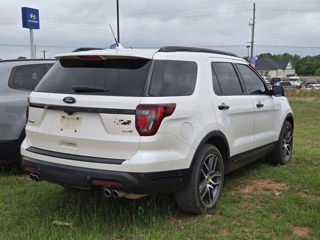 Used 2018 Ford Explorer Sport w/ Equipment Group 401A AWD/4WD image 6