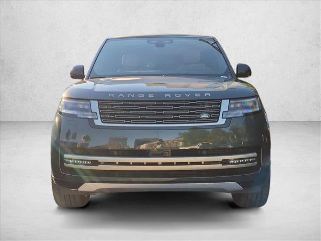New 2027 Land Rover Range Rover Long Wheelbase SE AWD/4WD image 2