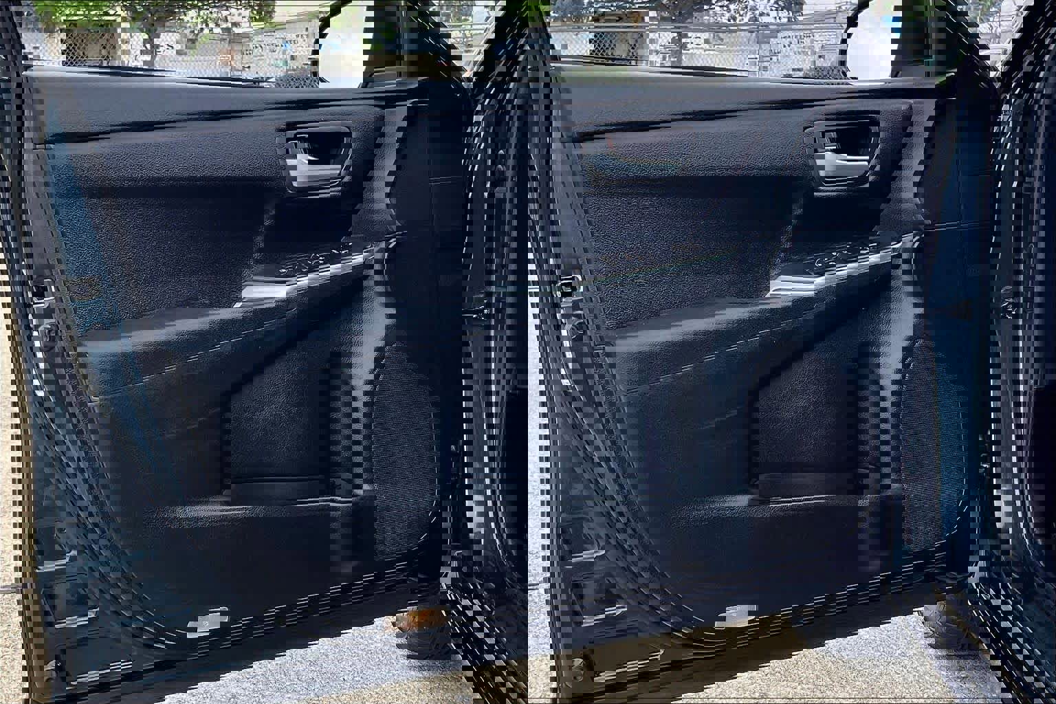 Used 2017 Toyota Camry LE image 19