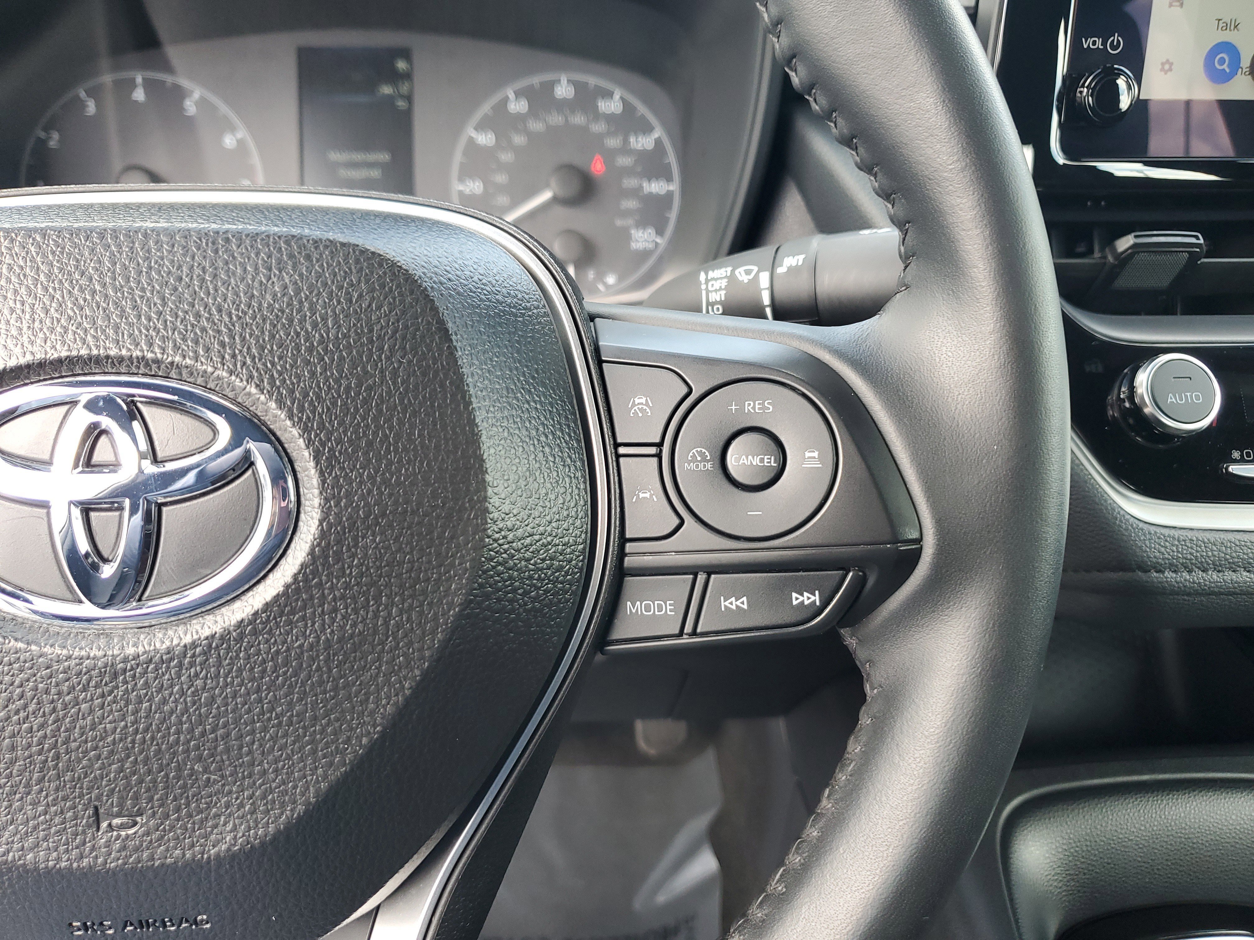 Used 2025 Toyota Corolla SE image 20