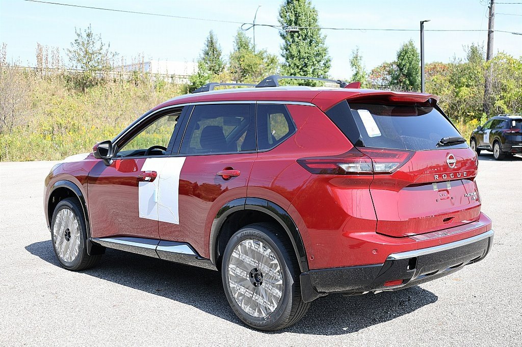 New 2026 Nissan Rogue Platinum w/ Platinum Premium Package image 3