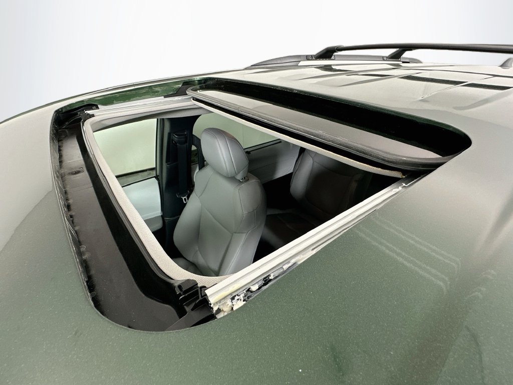 Certified 2026 Toyota Sienna XLE FWD image 22